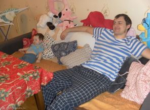 Папа учит быть настоящим мужиком XD