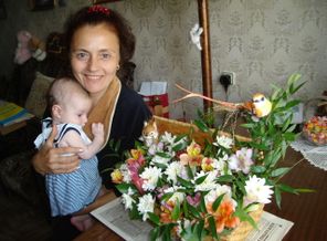 С подарком папочки