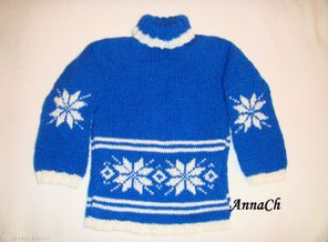 Свитер со снежинками