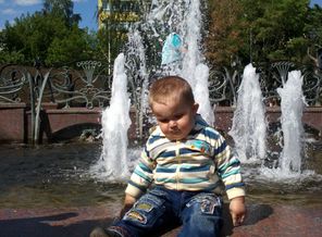 а это моя кроха вова.вот такие мы уже большие