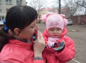 Обожаю эти ладошки, даже если они в перчатках...