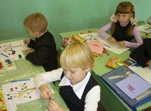 На уроке технологии в школе