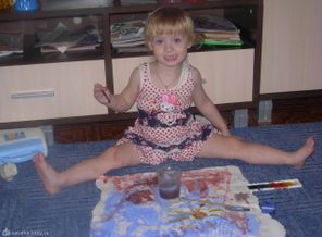 Юная художница.