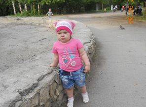 Очень серьезная девочка у нас