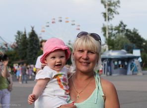 С Бабушкой ! Первый раз на аттракционах!