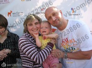 Мы с моей Лерочкой на благотворительном концерте.который оргонизовал Гоша Куценко