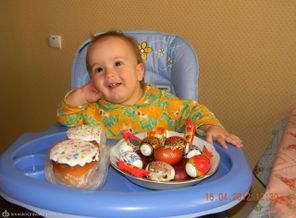 Сколько вкусняшки, и все это мне одному!