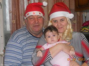 Бабушка ,дедушка и Аленушка)