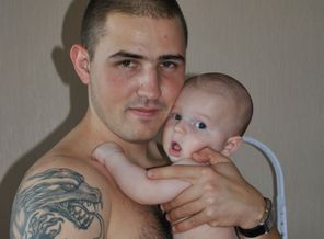 ни кому не отдам своего папку)